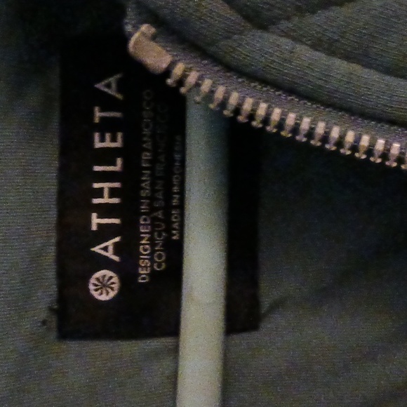 Athletica quilted jacket - Picture 2 of 4